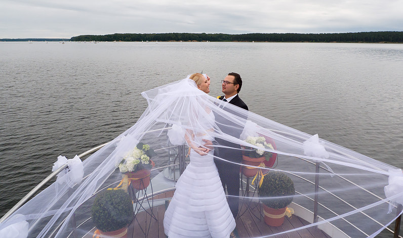 vestuvių ceremonija laive